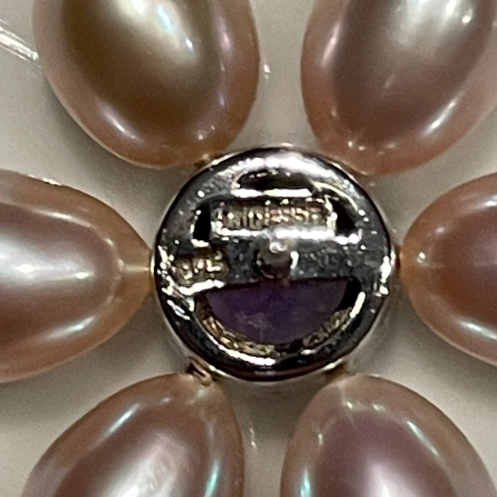 Tiffany & Co. Iredesse rosette pearl and amethyst earrings - Picture 7 of 12